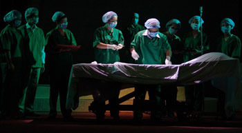 Cai Luong folk opera performance with English translation